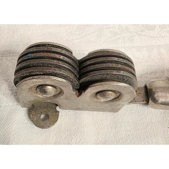 Vintage Ekco USA Wooden Handled Pull Through Knife Sharpener - Picture 2 of 4